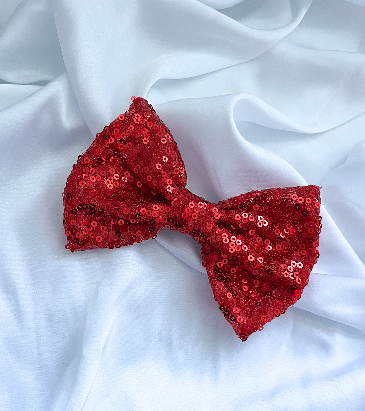 Blizgantis plaukų kaspinas