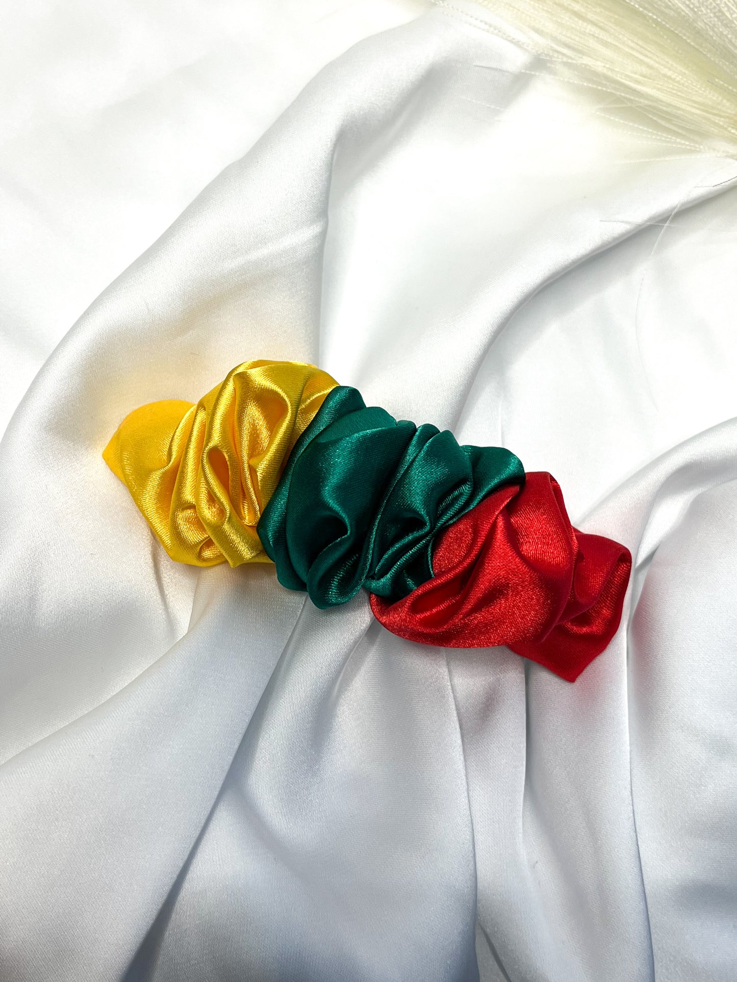 Satino plaukų segtukas “Tautė”