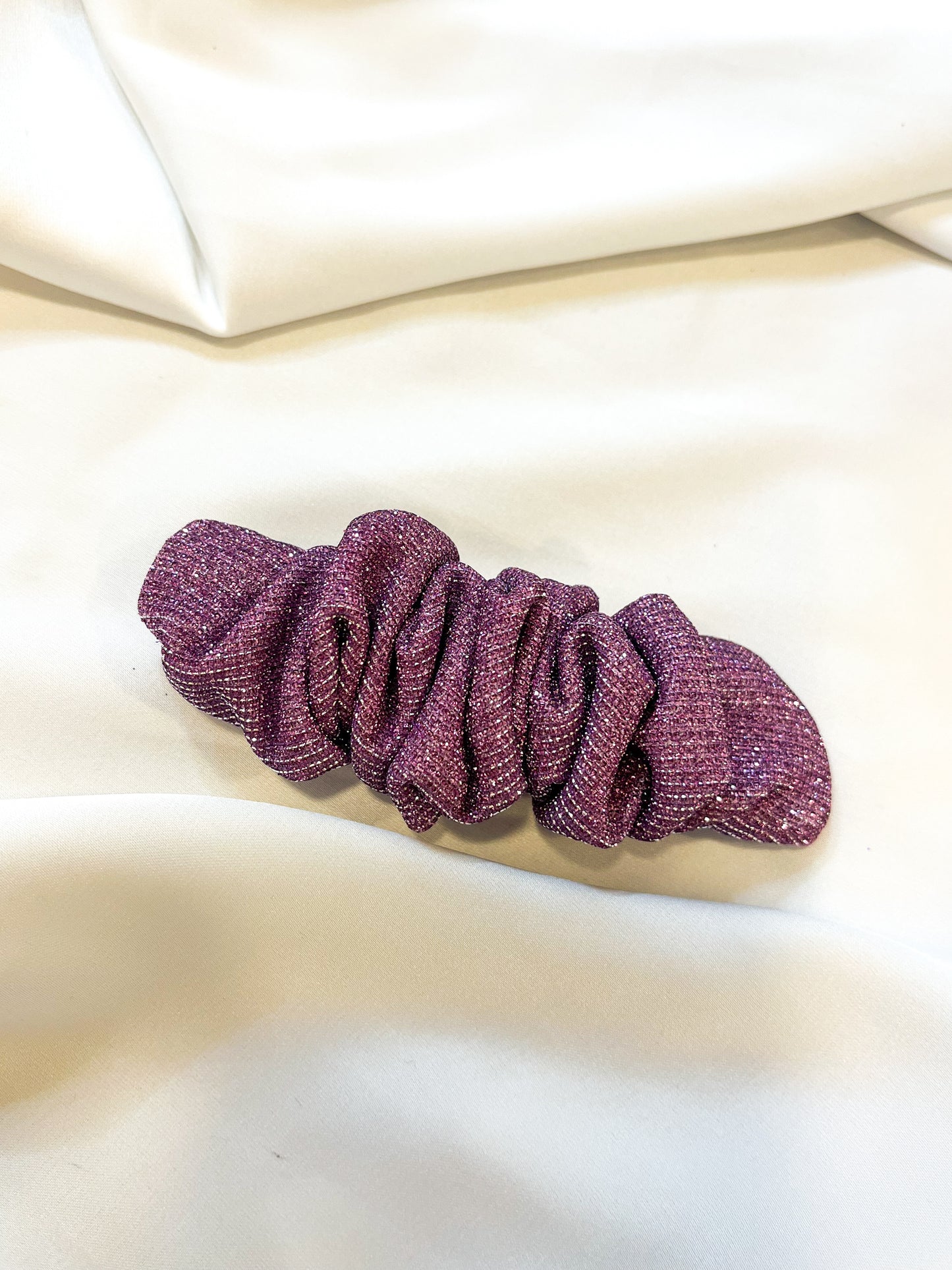 Blizgantis plaukų segtukas